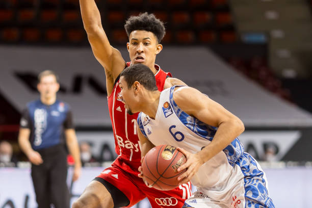 够在压力下 够在压力下